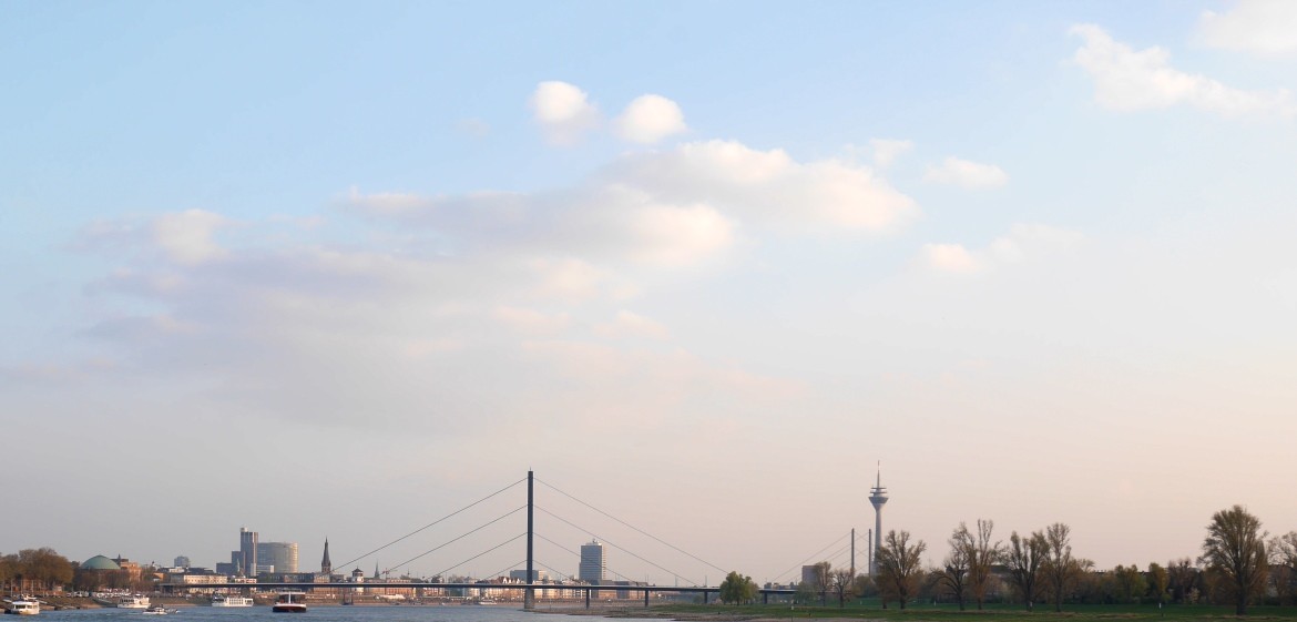 Blick auf die Düsseldorfer Skyline